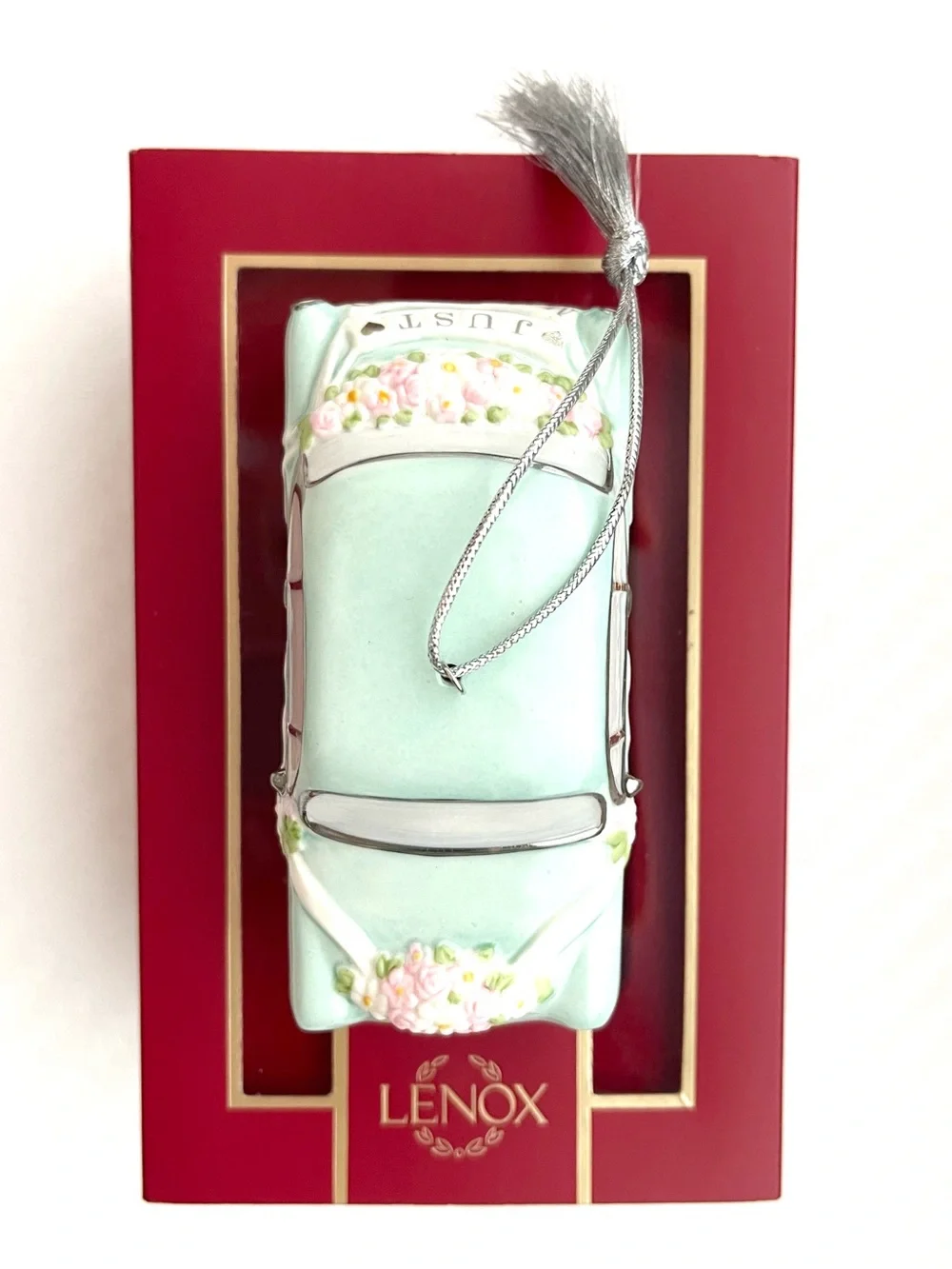 LENOX 2023 “Just Married” Ornament Vintage Car Porcelain CHRISTMAS 4” Mint Green